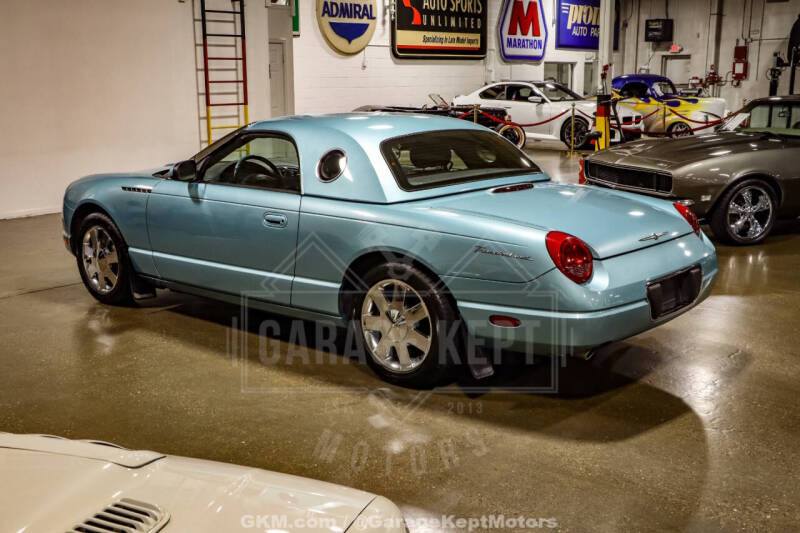 2002 Ford Thunderbird Deluxe