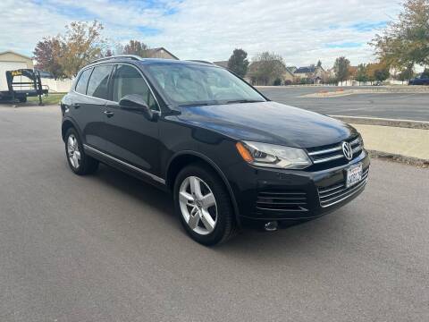 2012 Volkswagen Touareg for sale at The Car-Mart in Bountiful UT