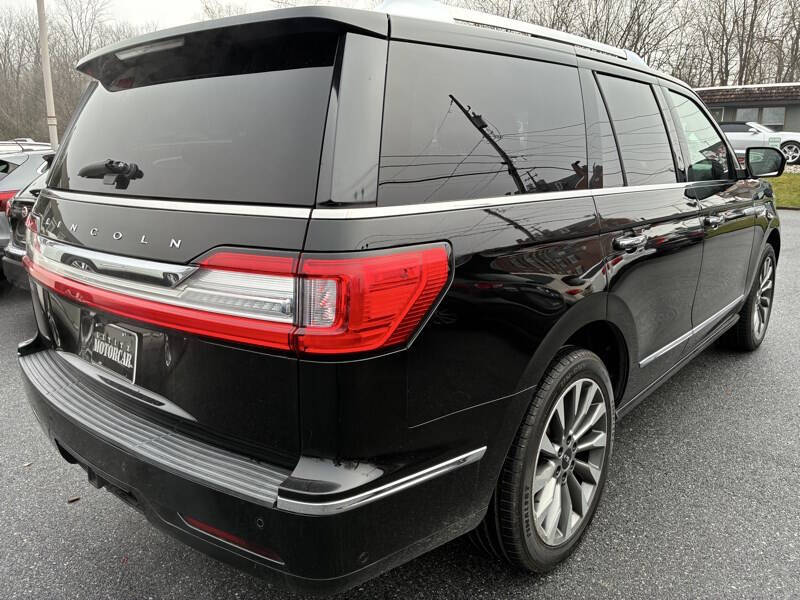 2018 Lincoln Navigator Select