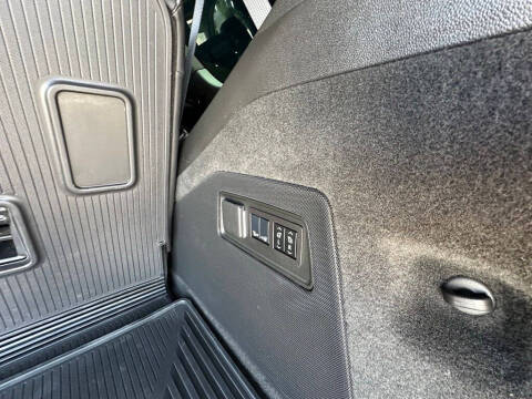2025 Cadillac Escalade Sport