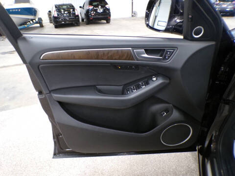 2016 Audi Q5 2.0T quattro Premium Plus