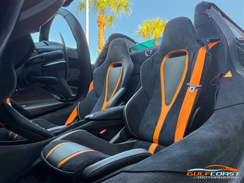 2022 McLaren 720S Spider