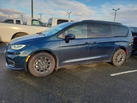 2022 Chrysler Pacifica Touring
