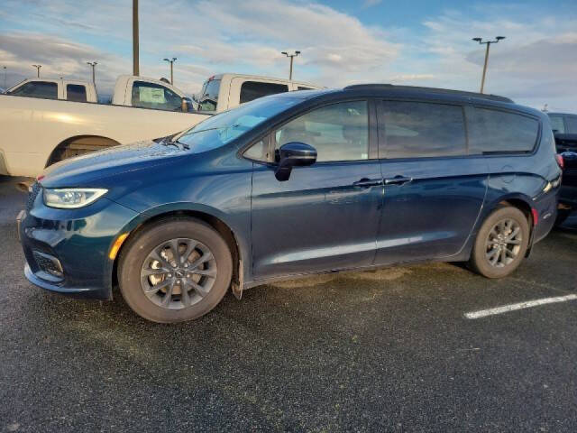 2022 Chrysler Pacifica Touring