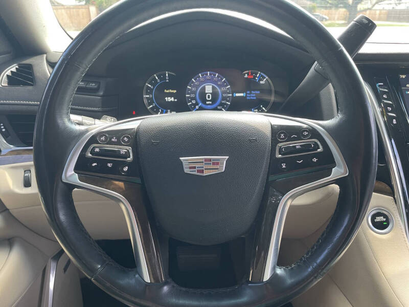 2018 Cadillac Escalade ESV Luxury