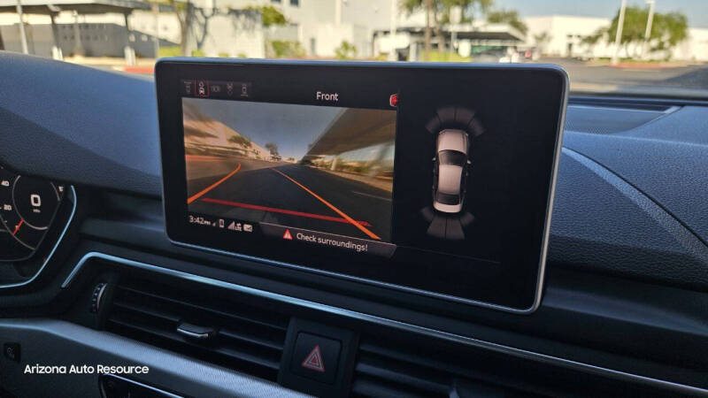 2017 Audi A4 2.0T quattro Prestige