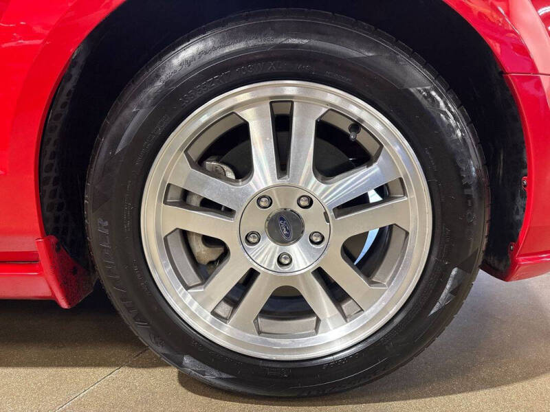 2005 Ford Mustang GT Premium