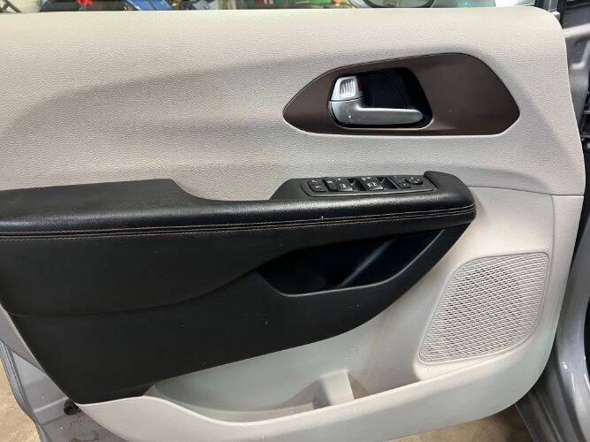 2018 Chrysler Pacifica Touring L