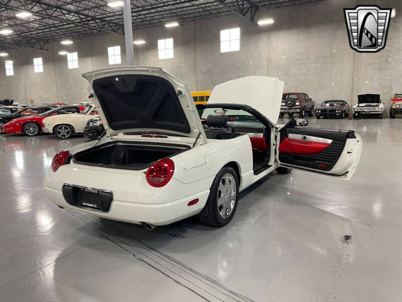 2003 Ford Thunderbird