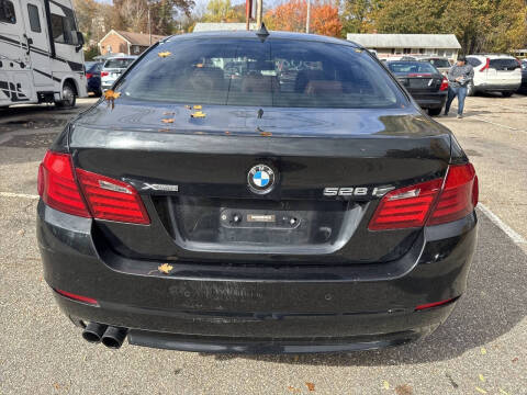 2013 BMW 5 Series 528i xDrive