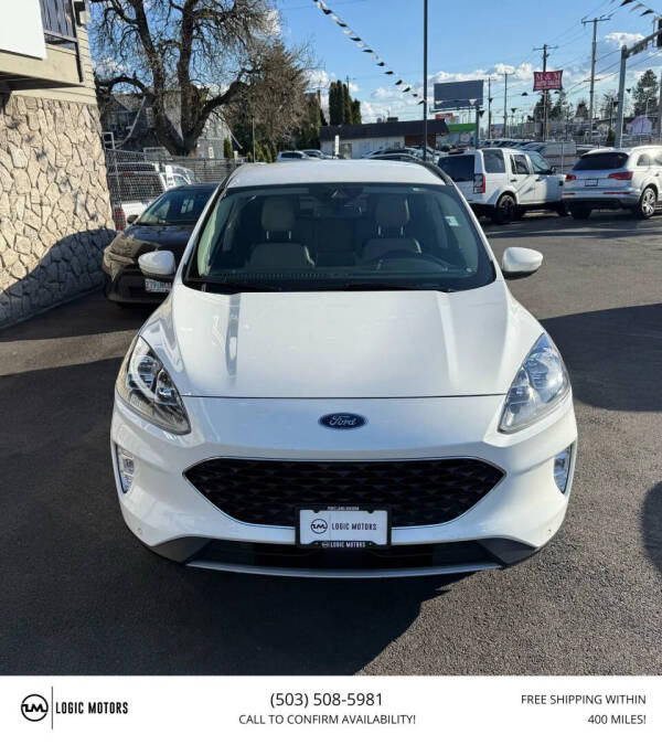 2020 Ford Escape Titanium