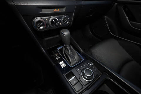 2017 Mazda MAZDA3 Sport