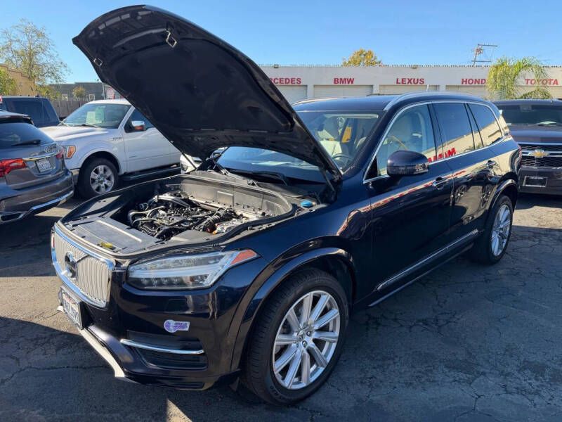 2016 Volvo XC90 T8 eAWD Inscription