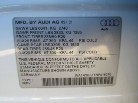 2022 Audi Q4 e-tron quattro Premium Plus 50