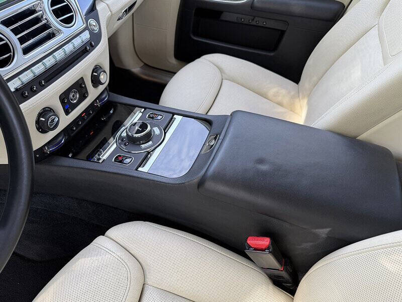2016 Rolls-Royce Ghost 41