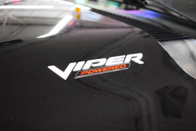 2005 Dodge Ram 1500 SRT-10