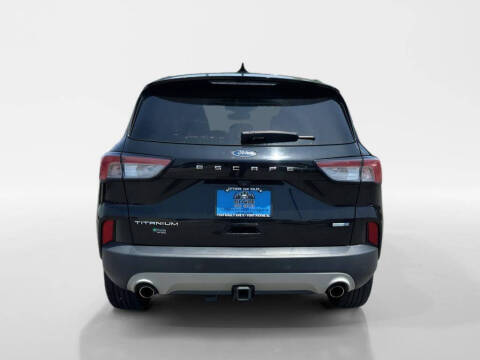 2020 Ford Escape Titanium