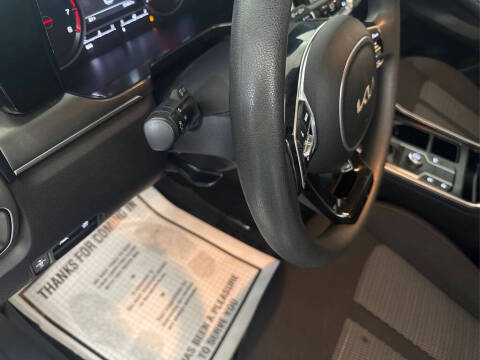 2022 Kia Sorento LX
