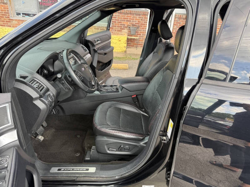 2018 Ford Explorer Sport
