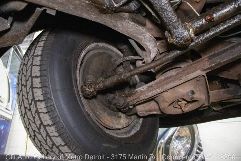 1951 Packard 200 Deluxe