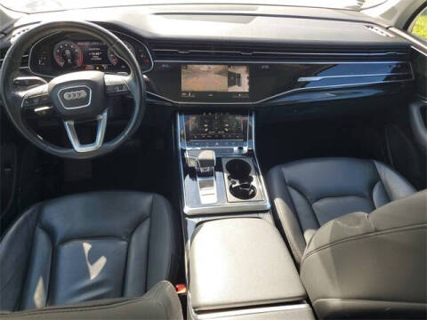 2020 Audi Q7 quattro Premium Plus 55 TFSI