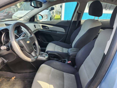 2012 Chevrolet Cruze LS