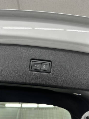 2022 Audi SQ5 Sportback 3.0T quattro Premium Plus