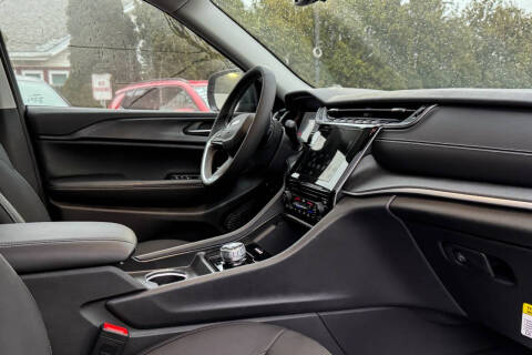 2024 Jeep Grand Cherokee L Laredo X