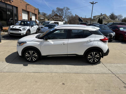 2019 Nissan Kicks SR