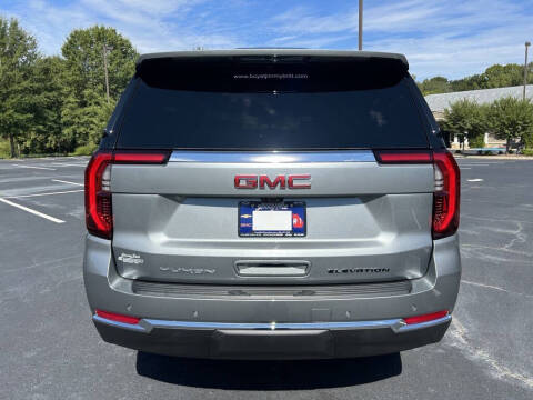 2025 GMC Yukon Elevation