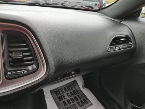 2021 Dodge Challenger SXT