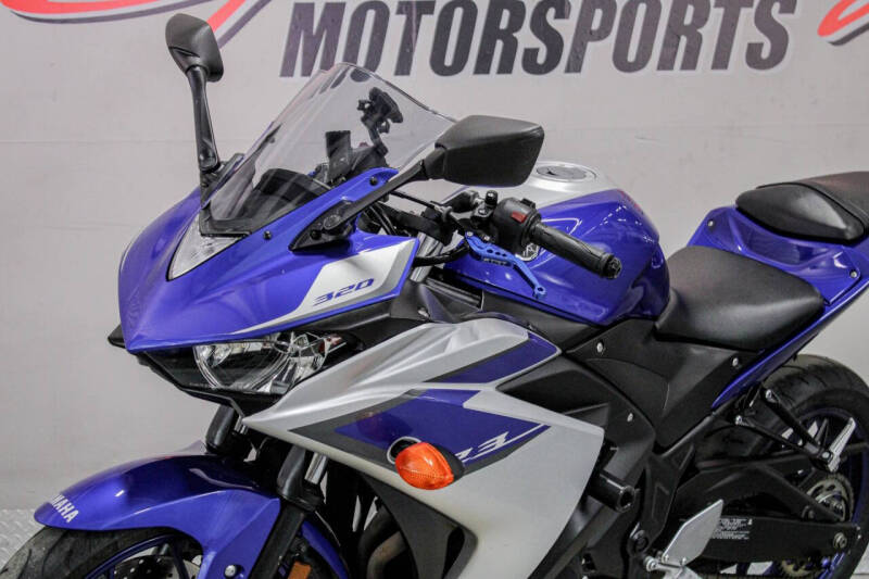 2015 Yamaha YZF-R3