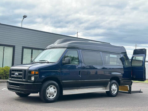 2012 Ford E-Series E-350 SD XLT