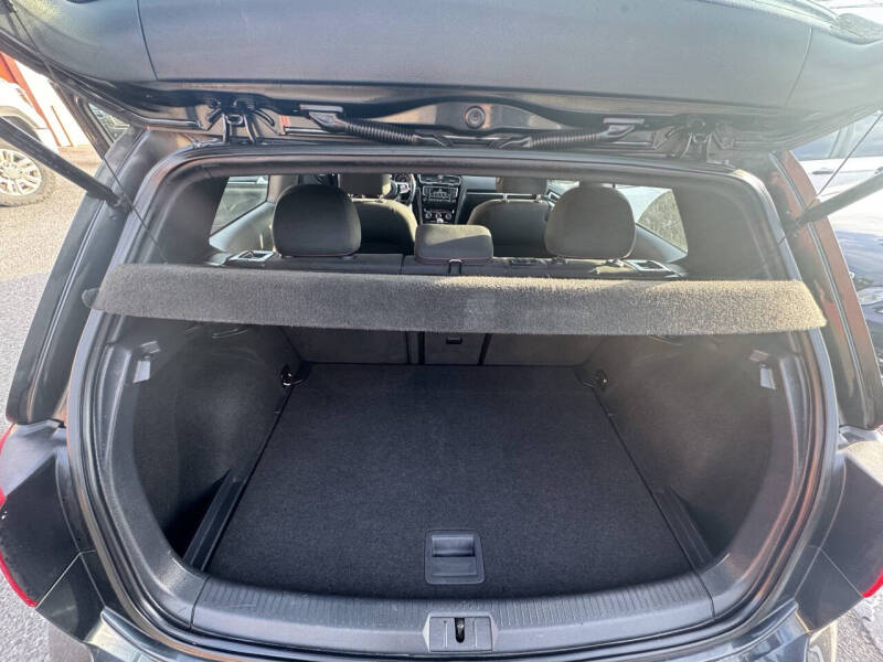 2016 Volkswagen Golf GTI S