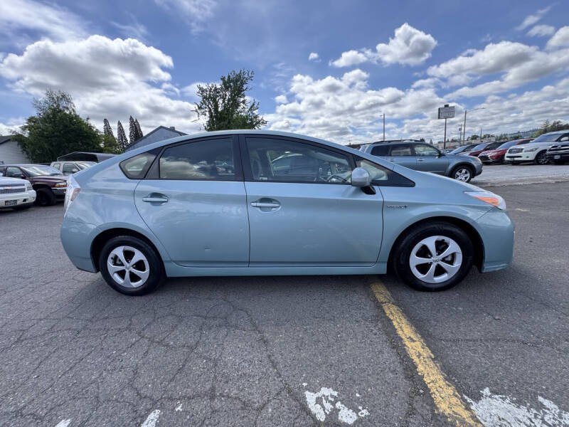 2014 Toyota Prius Two