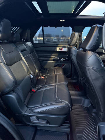 2021 Ford Explorer ST