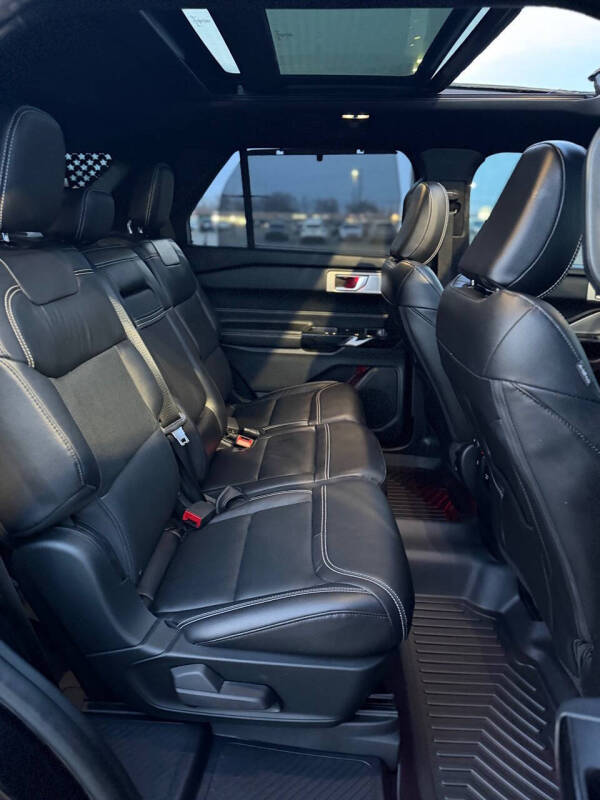 2021 Ford Explorer ST