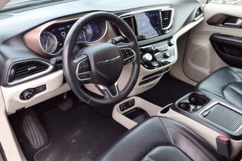 2018 Chrysler Pacifica Touring L Plus