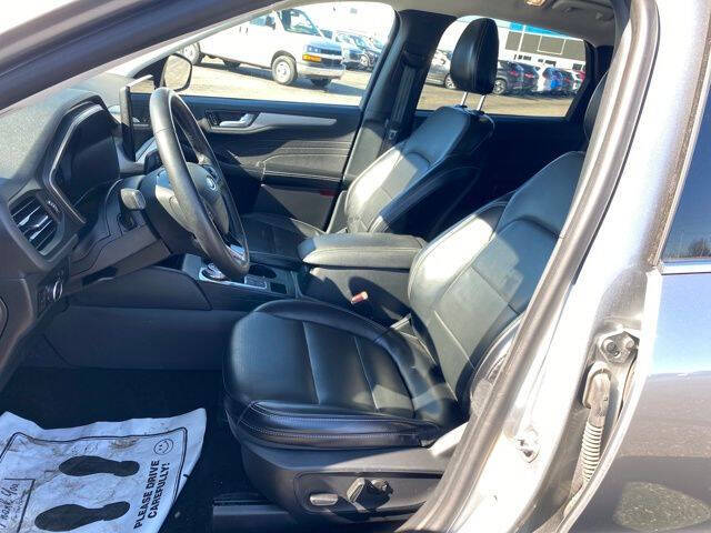 2024 Ford Escape Platinum