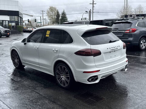 2016 Porsche Cayenne GTS