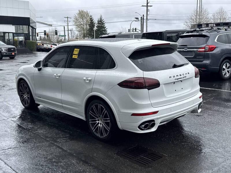2016 Porsche Cayenne GTS