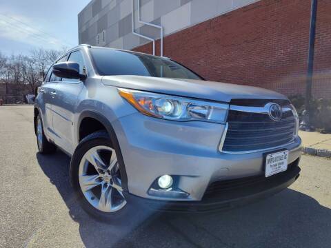 2015 Toyota Highlander for sale at Imports Auto Sales INC. in Paterson NJ