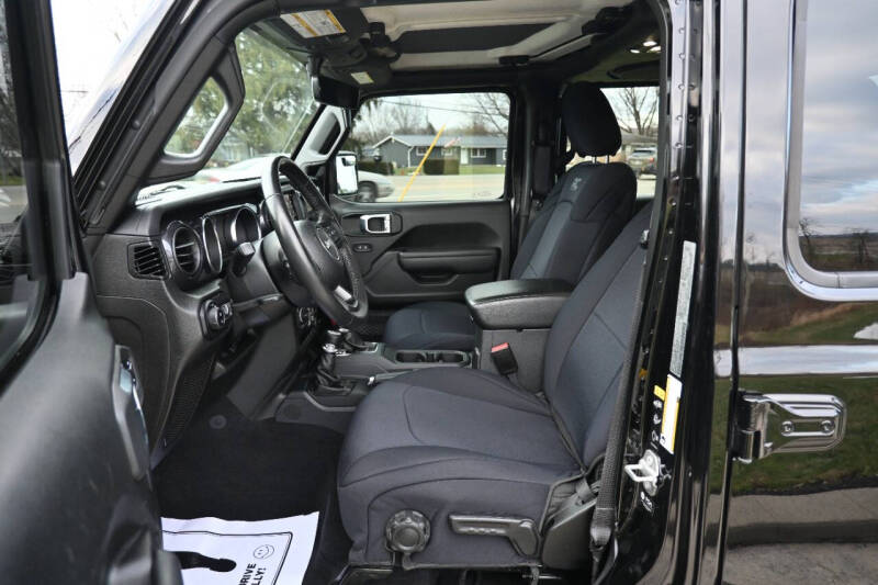 2022 Jeep Gladiator Altitude