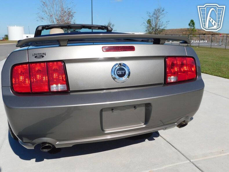 2005 Ford Mustang