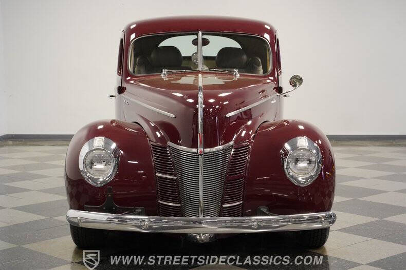 1940 Ford Deluxe