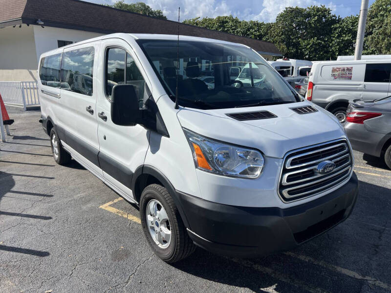 2019 Ford Transit Passenger Van XLT's photo