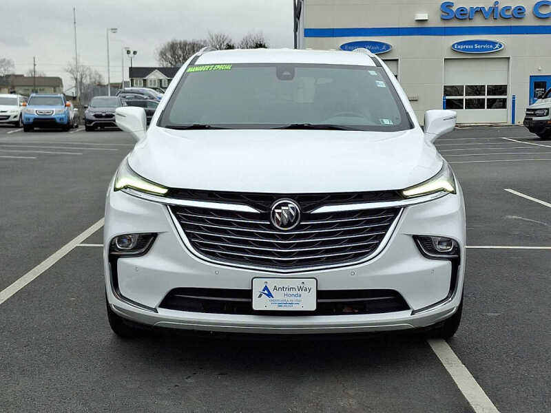 2024 Buick Enclave Essence