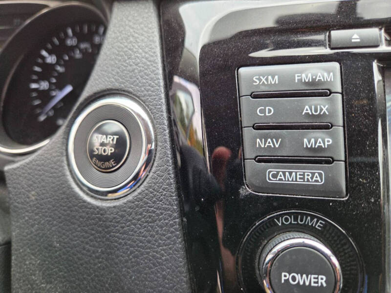 2016 Nissan Rogue SV