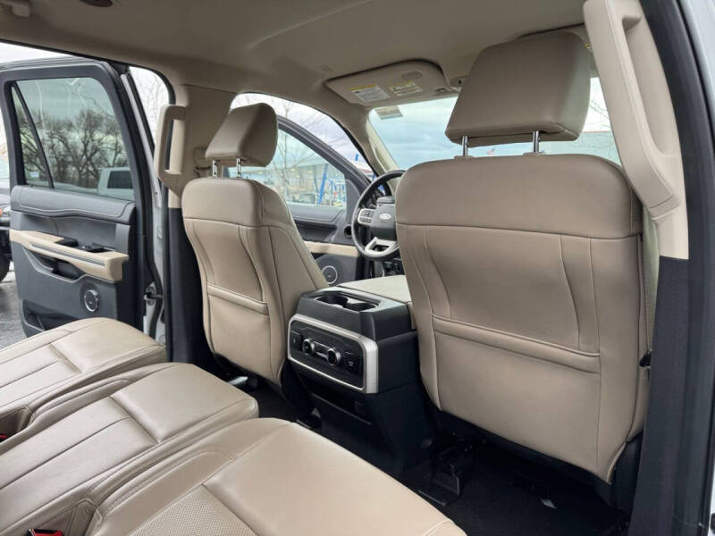 2023 Ford Expedition MAX XLT