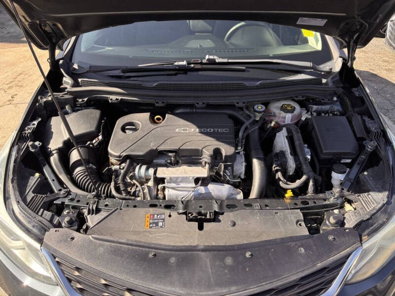 2017 Chevrolet Cruze LT Auto